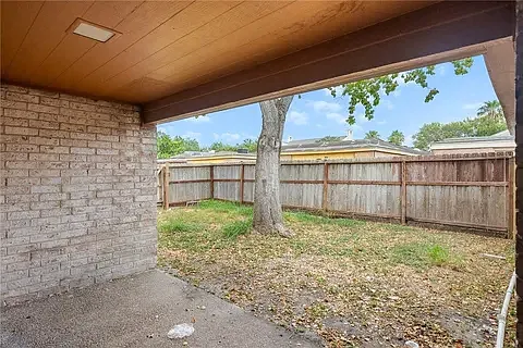 5009 Wingfoot Ln #B — Photo 11