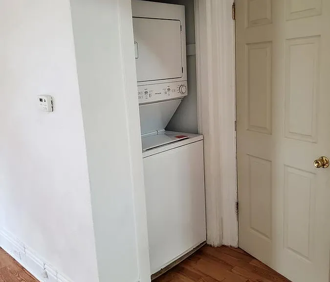 470 Hawkins St #1 — Photo 13