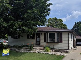 58 Fairway Ct, Appleton, WI 54915