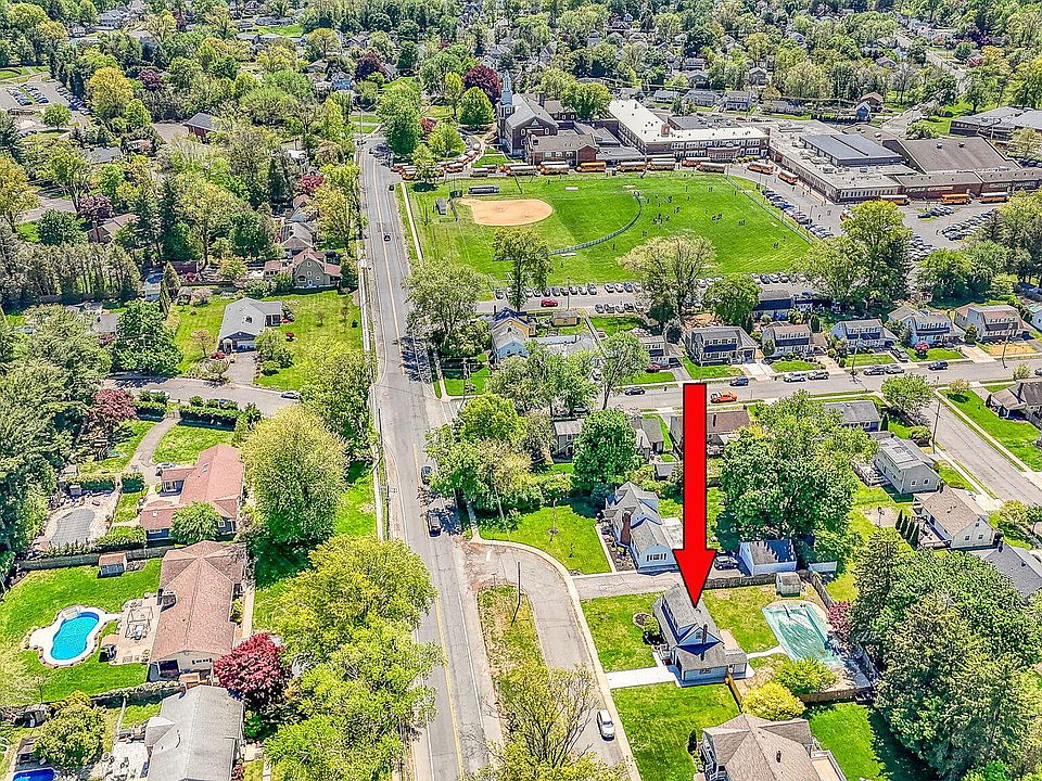 1st image of 73 Broadway Road