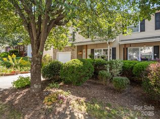 105 Loch Haven Rd, Swannanoa, NC 28778