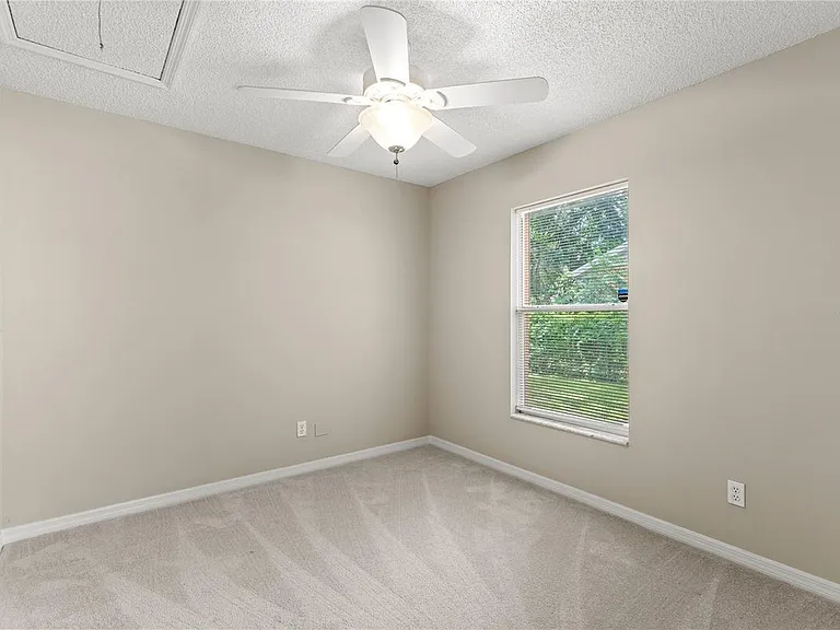 1022 Disston Ave — Photo 14