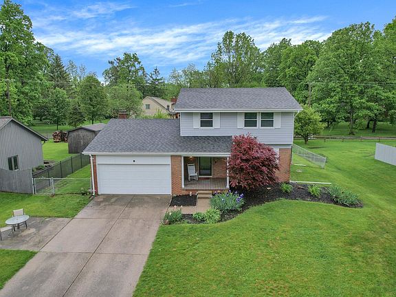4th image of 1200 Chanteloup Dr