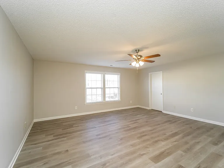 5724 Hammermill Dr — Photo 12