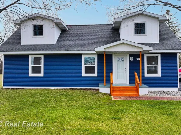 4560 Venoy Rd, Saginaw, MI 48604