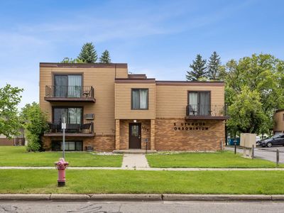 1225 7th St S APT 6, Moorhead, MN, 56560