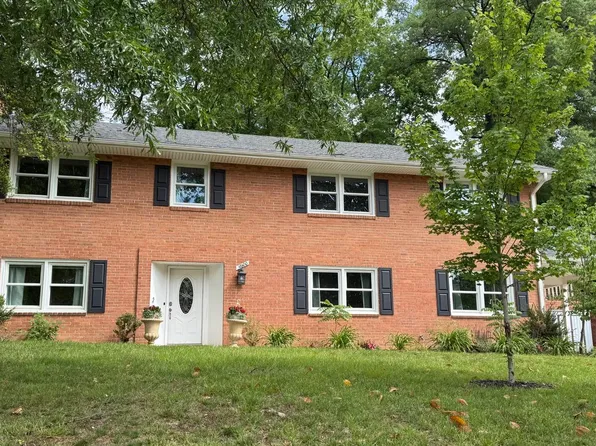 1800 Courtland Rd, Alexandria, VA 22306