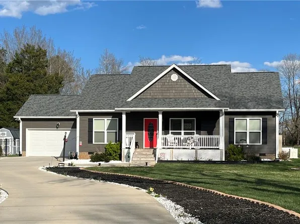 3040 County Farm Rd, Gibsonville, NC 27249