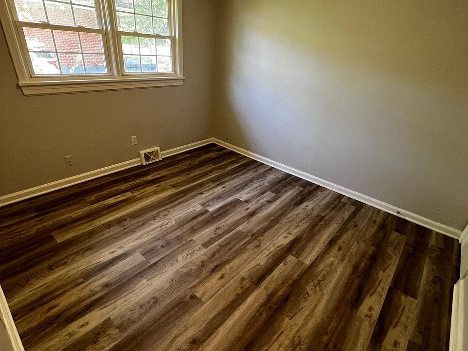 1st image of 2536 Veronica Dr