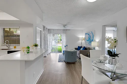 Boca Colony Photo 1