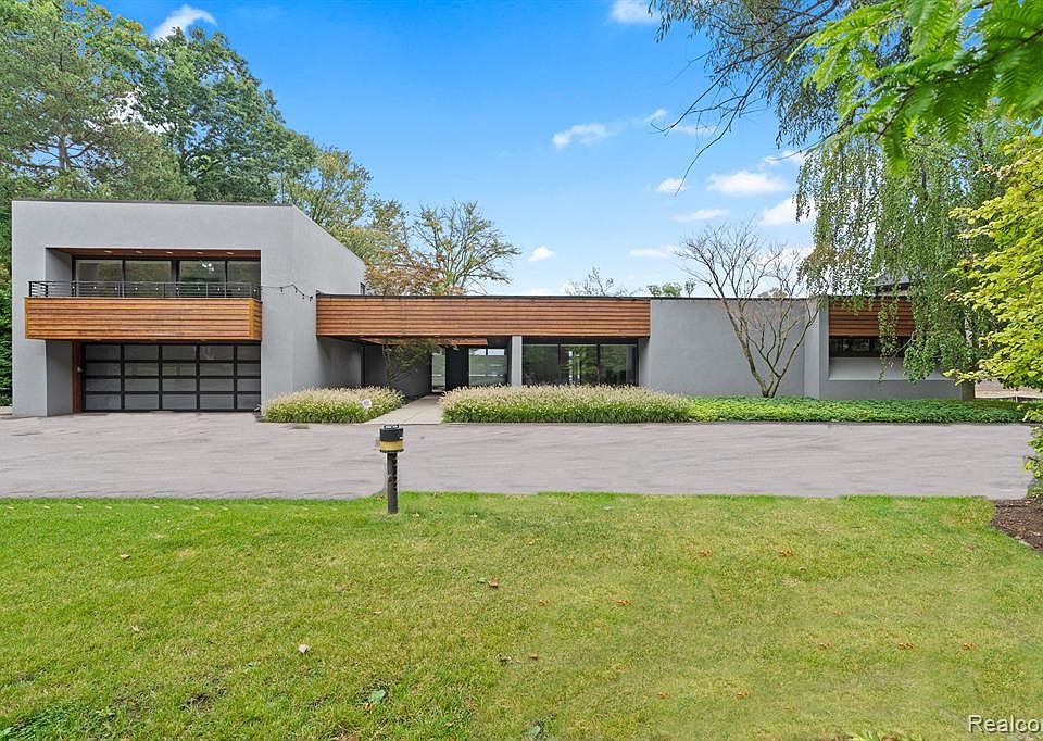 3897 Lakeland Ln, Bloomfield Hills, MI 48302 MLS 20221053626 Zillow