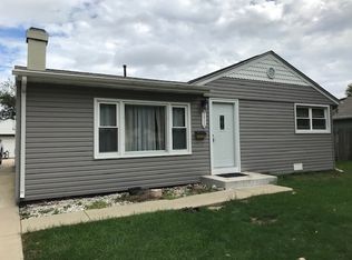3800 Owl Dr, Rolling Meadows, IL 60008