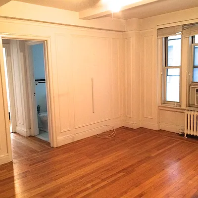 Rented by Performing Assets Corp | media 21