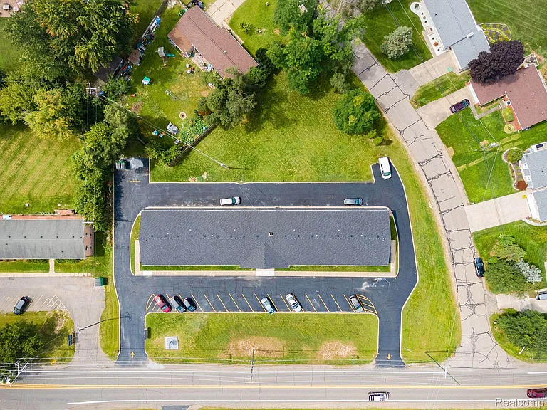 2475 S Commerce Rd #10 — Photo 10