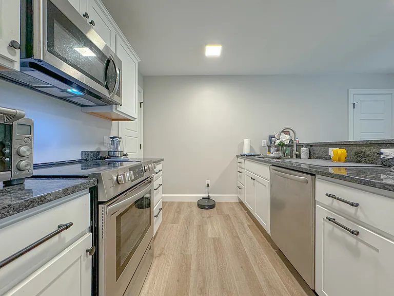 53 Aster Ln #2 — Photo 6