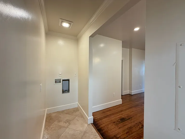 2303 Sonoma Blvd #1 — Photo 8