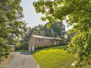 1138 Rainbow Cir, Catawba, SC 29704