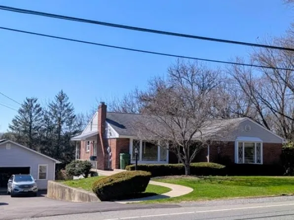 831 Uniontown Rd, Lopatcong Twp., NJ 08865