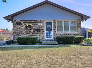 8829 167th St, Orland Hills, IL 60487