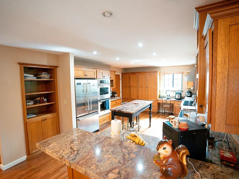 1550 Chabot Ct — Photo 16