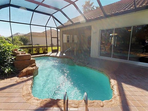 3rd image of 1389 N Hunt Club Dr