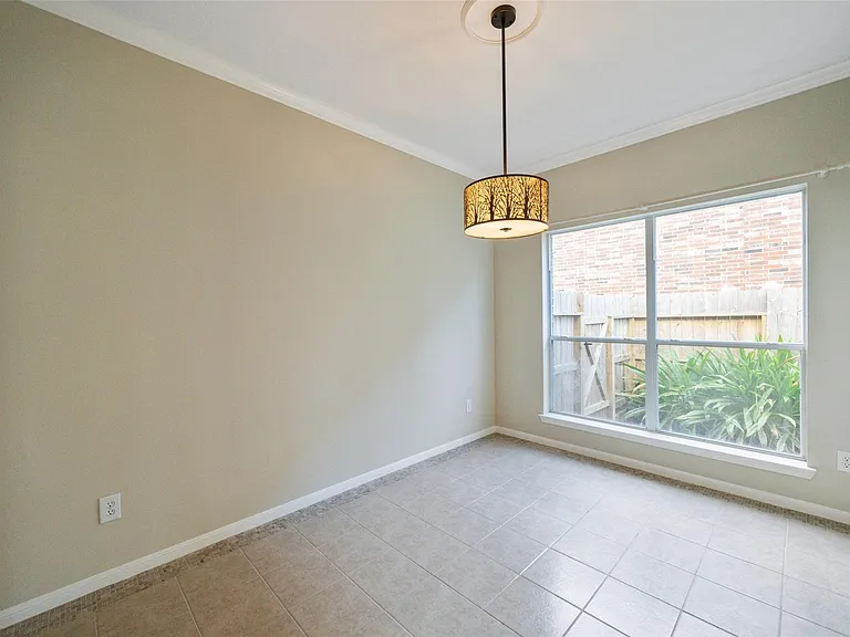 8811 Sun Haven Ln — Photo 34