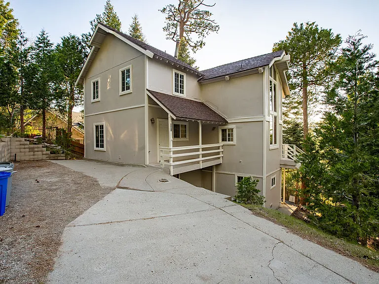 Level entry and flat driveway