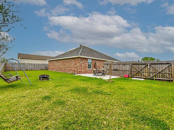 2nd image of 233 Gabreten Ln
