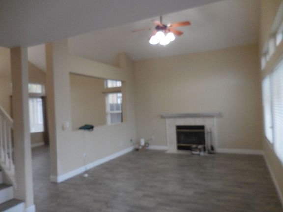 5th image of 1048 Freshwater Ct