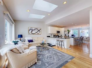 214 W 9th St, South Boston, MA 02127