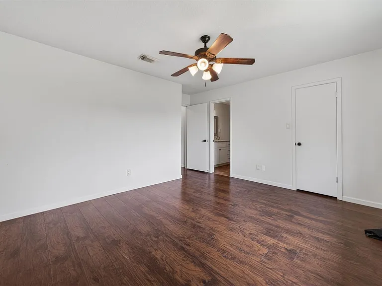 17002 Dew Drop Ln — Photo 23