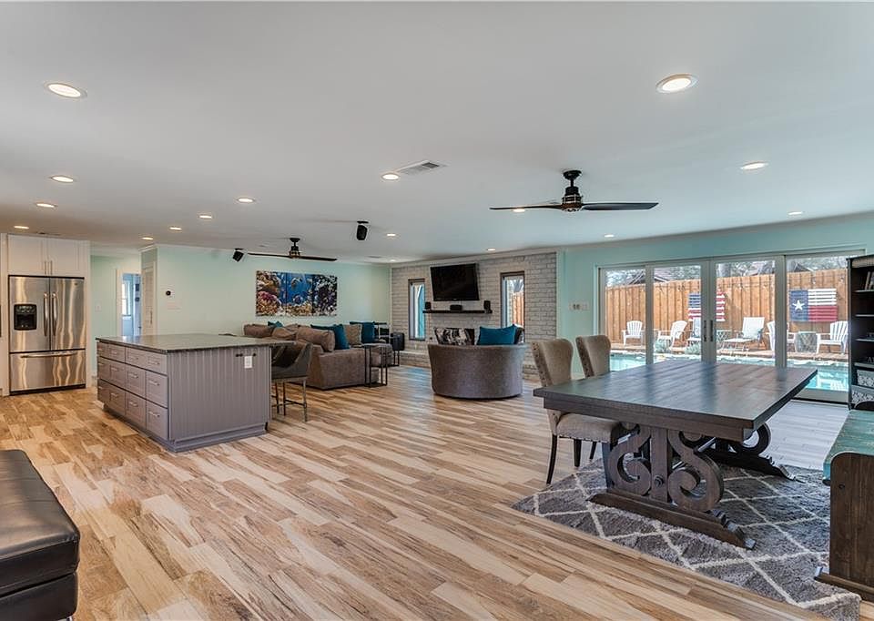 1st image of 1710 Parkcrest Ter