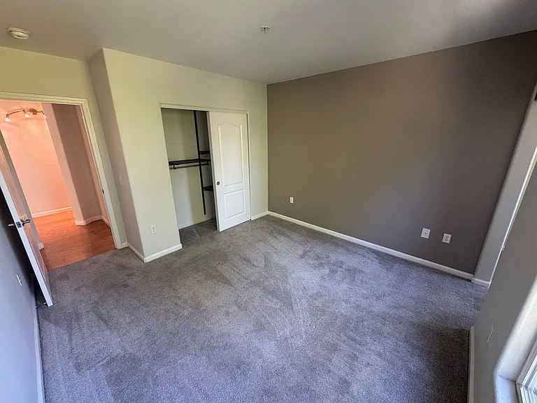 5350 Dunlay Dr #814 — Photo 13