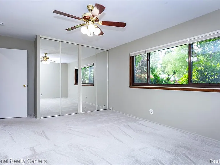 2475 Lafay Dr — Photo 11