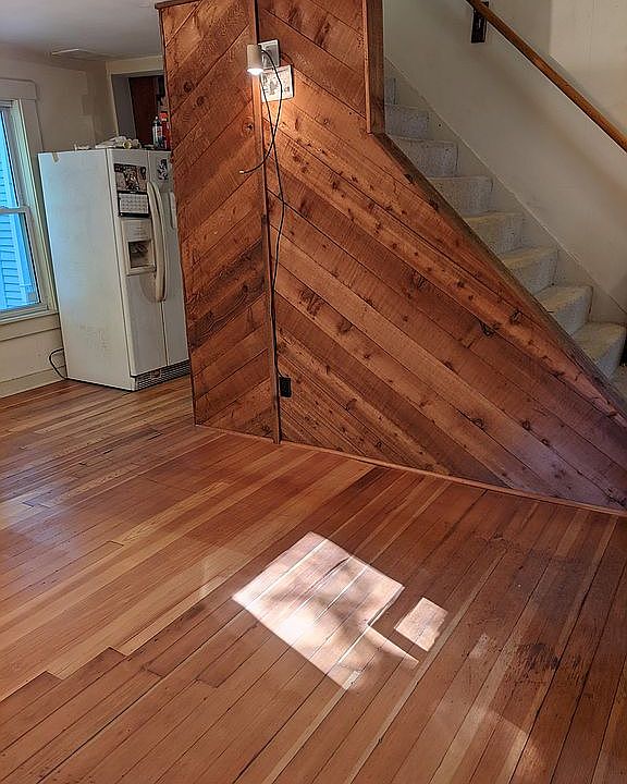 1st image of 22 Fuller St