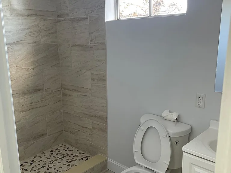1731 N Dover St — Photo 8