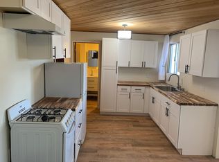 39466A Cline Miller Pl #A, Fawnskin, CA 92333
