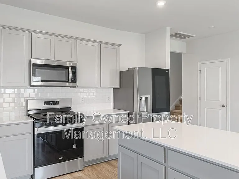 519 Donnas View Way — Photo 9