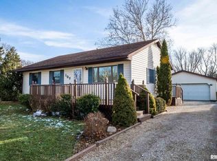 107 E Almond Dr, Washington, IL 61571