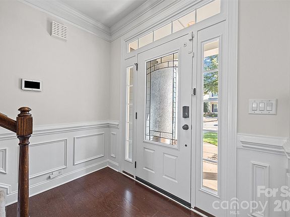 4th image of 1016 Equipoise Dr
