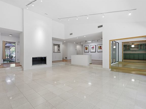 5th image of 7211 Valley View Pl