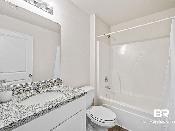 5th image of 21754 Sutherland Cir