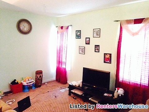 5th image of 3518 Colfax Ave N