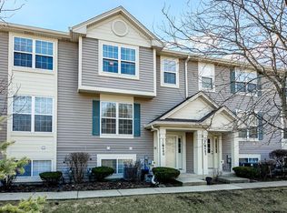 11S480 Rachael Ct, Willowbrook, IL 60527