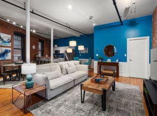 19 Stanhope St APT 1A, Boston, MA 02116