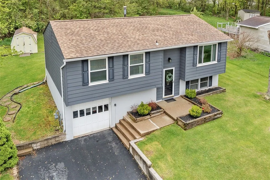 124 Cranbrooke Dr photo 1