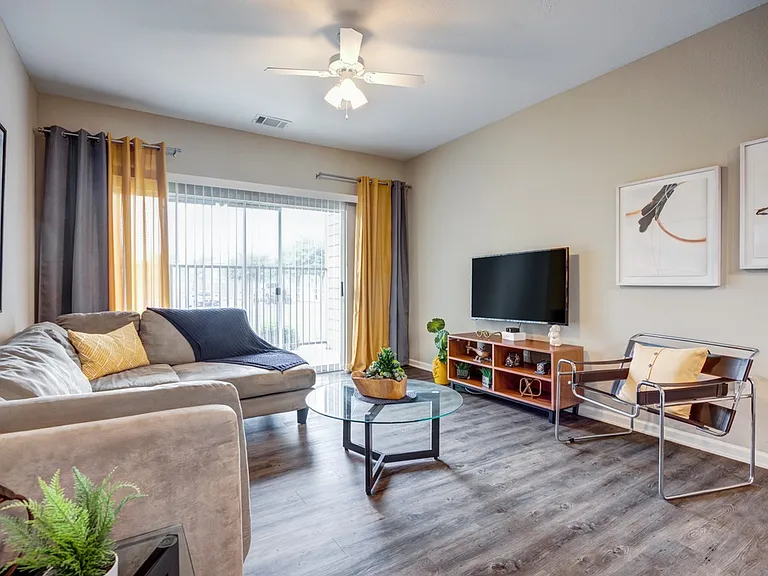 Madera-Apartments-Near-UT-San-Antonio-Living-Room
