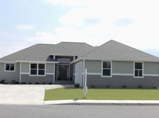 412 W 2nd St, Nooksack, WA 98247