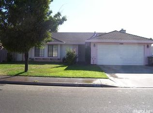 1540 Countryside Dr, Turlock, CA 95380