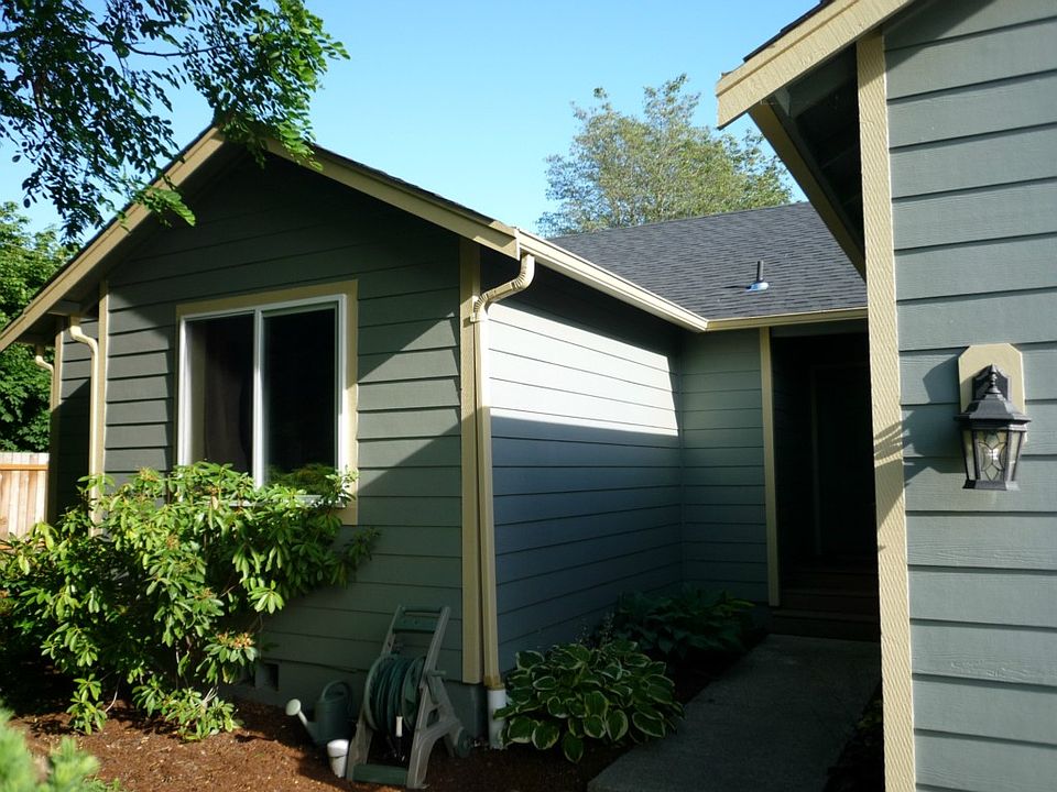 1st image of 1310 Creekwood Ct SE
